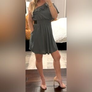 Classy dark green cocktail dress